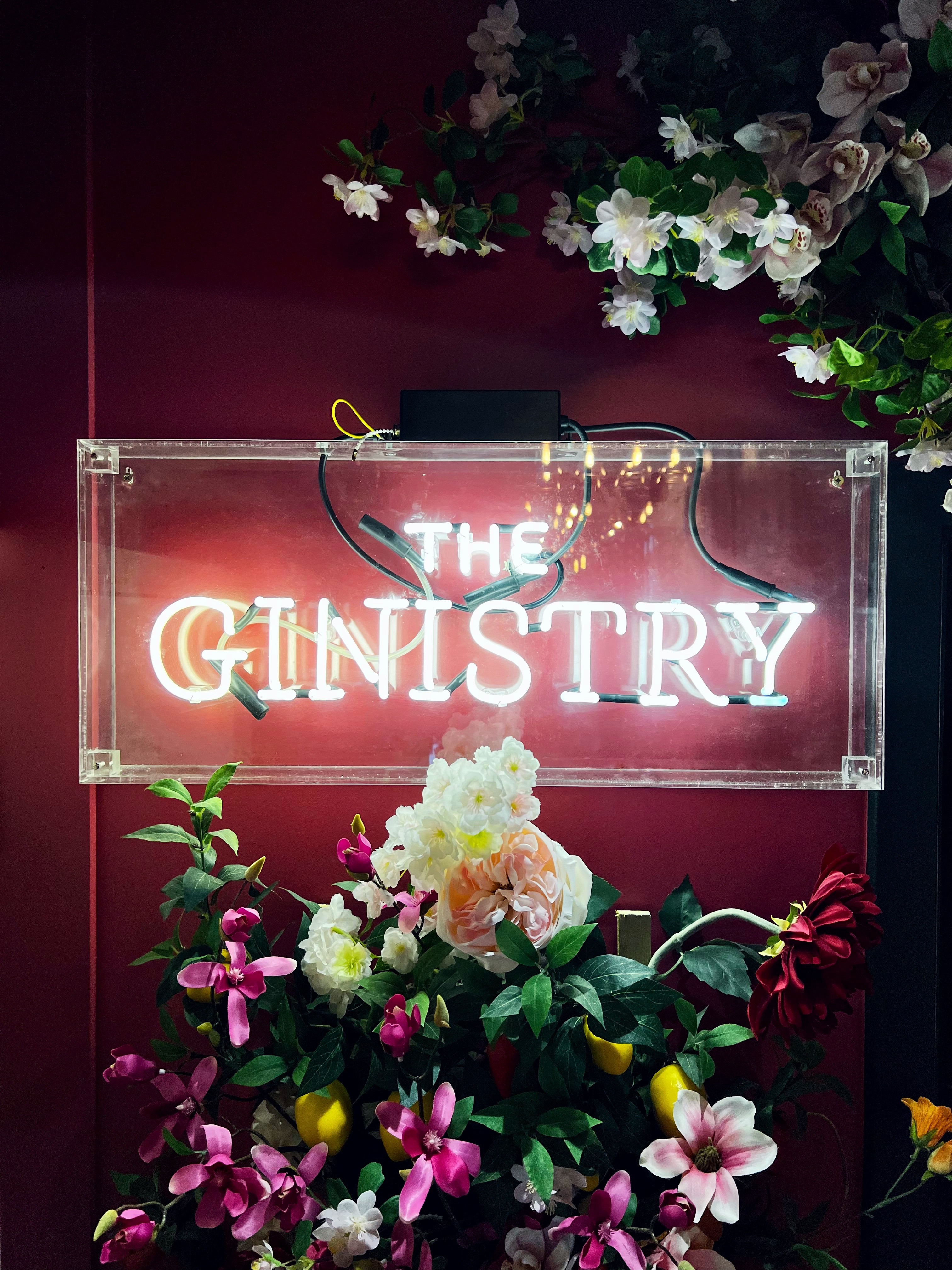 Barclay Briggs Interior Design The Ginistry
