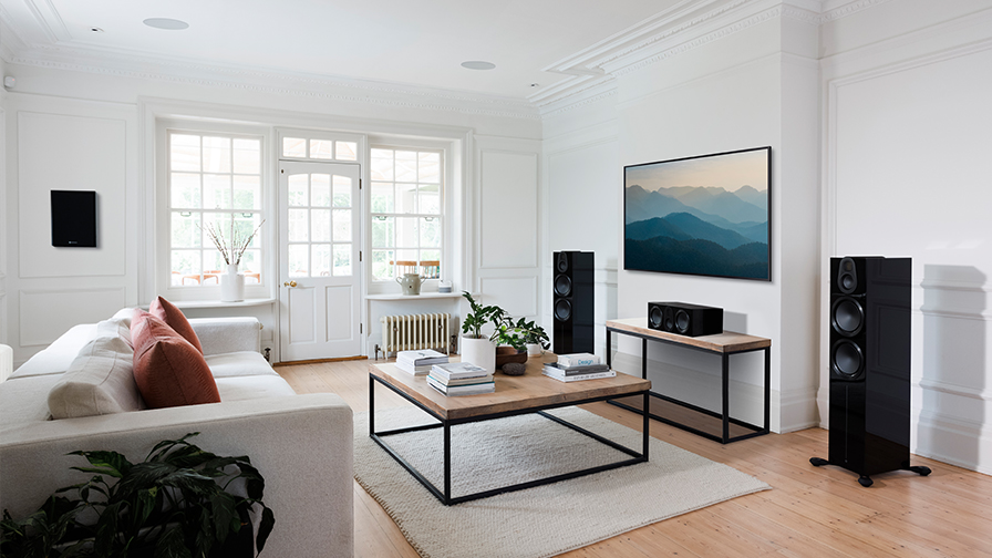 Monitor Audio Gold Series 6G AV system in Gloss Black