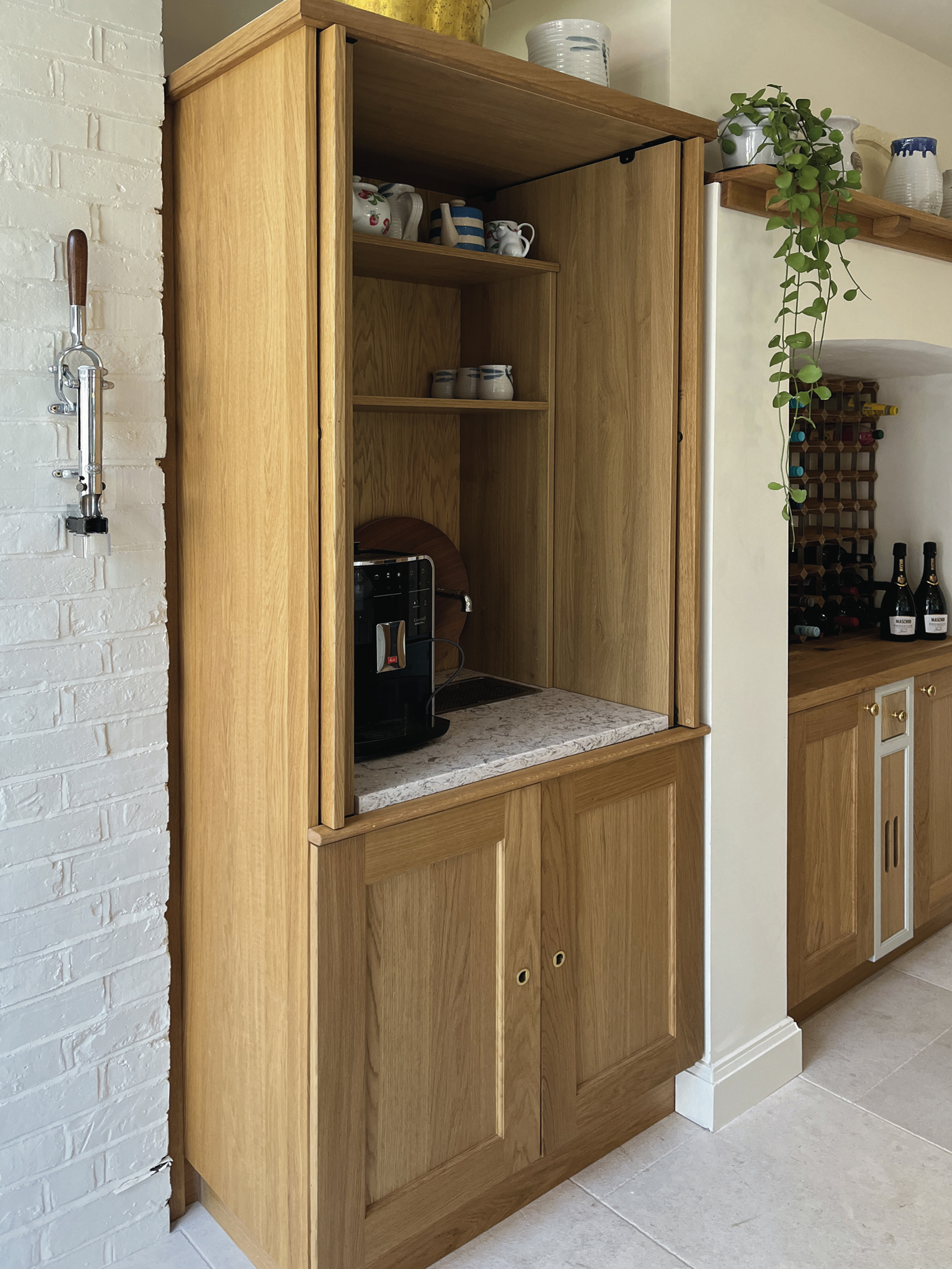 Coffee station with pocket doors 