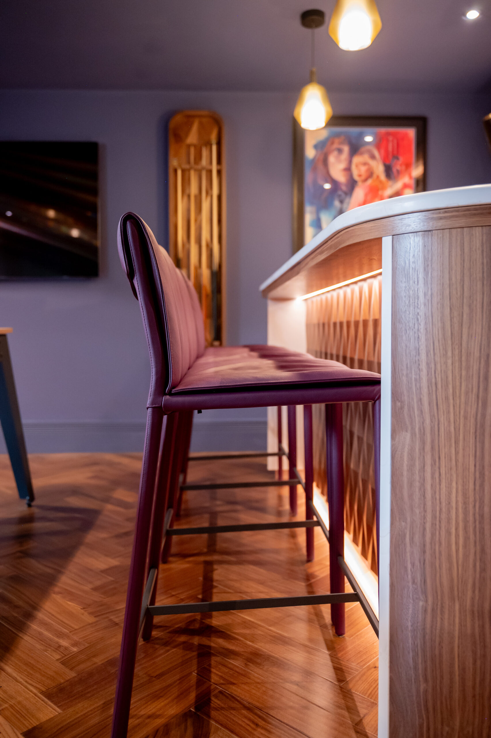 Entertainment suite bar