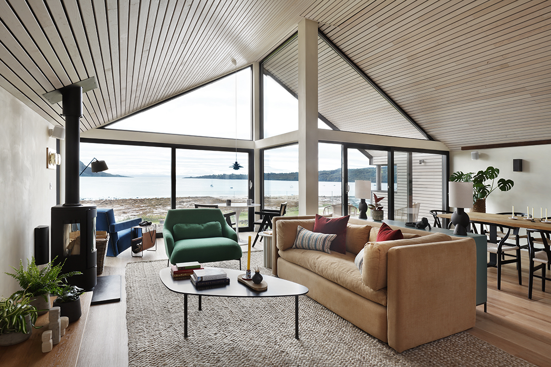 lounge area with floor to ceiling windows