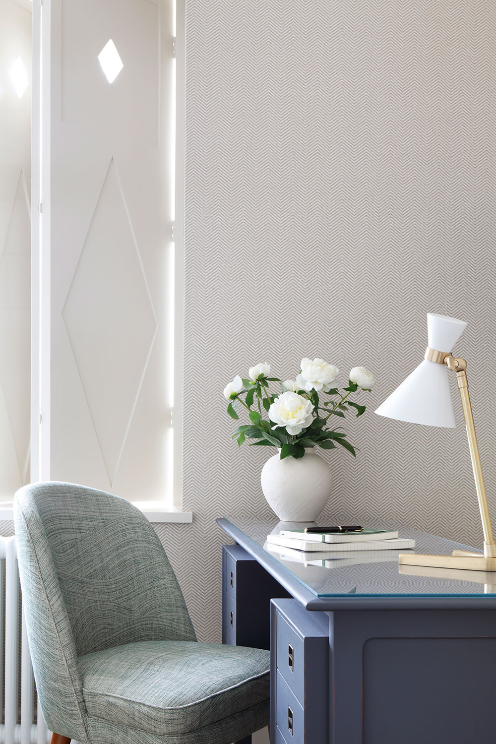 Desk with soft chair