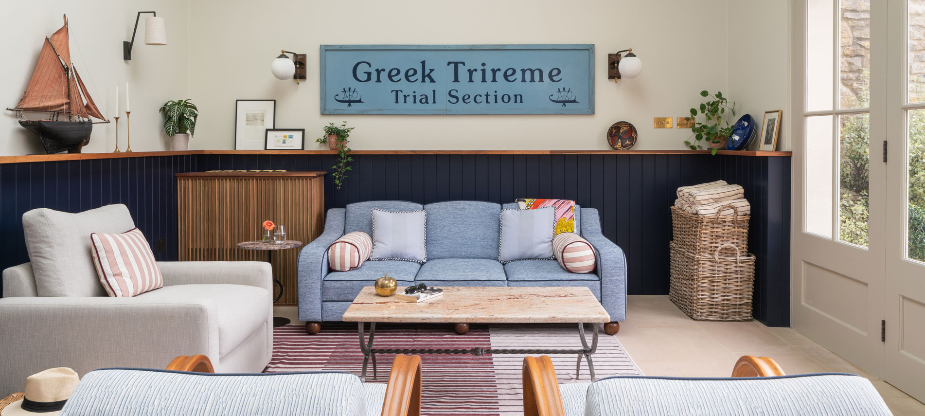 Pool house ground floor seating area